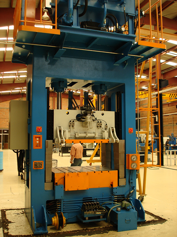 Prensa Hidrahulica Lados Rectos tipo Die Spotting 4